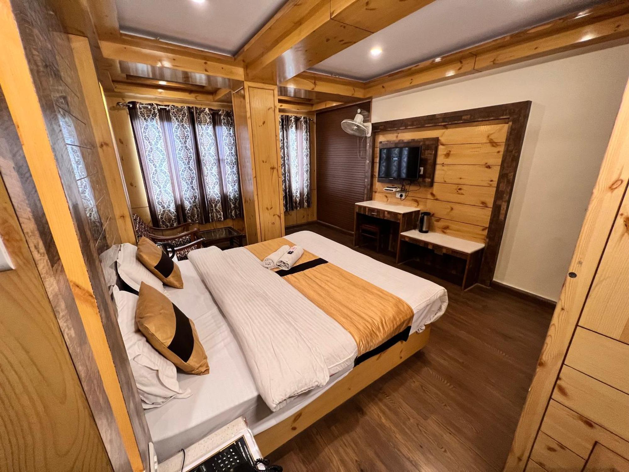 Hotel Victory Since 1979 Shimla Bagian luar foto