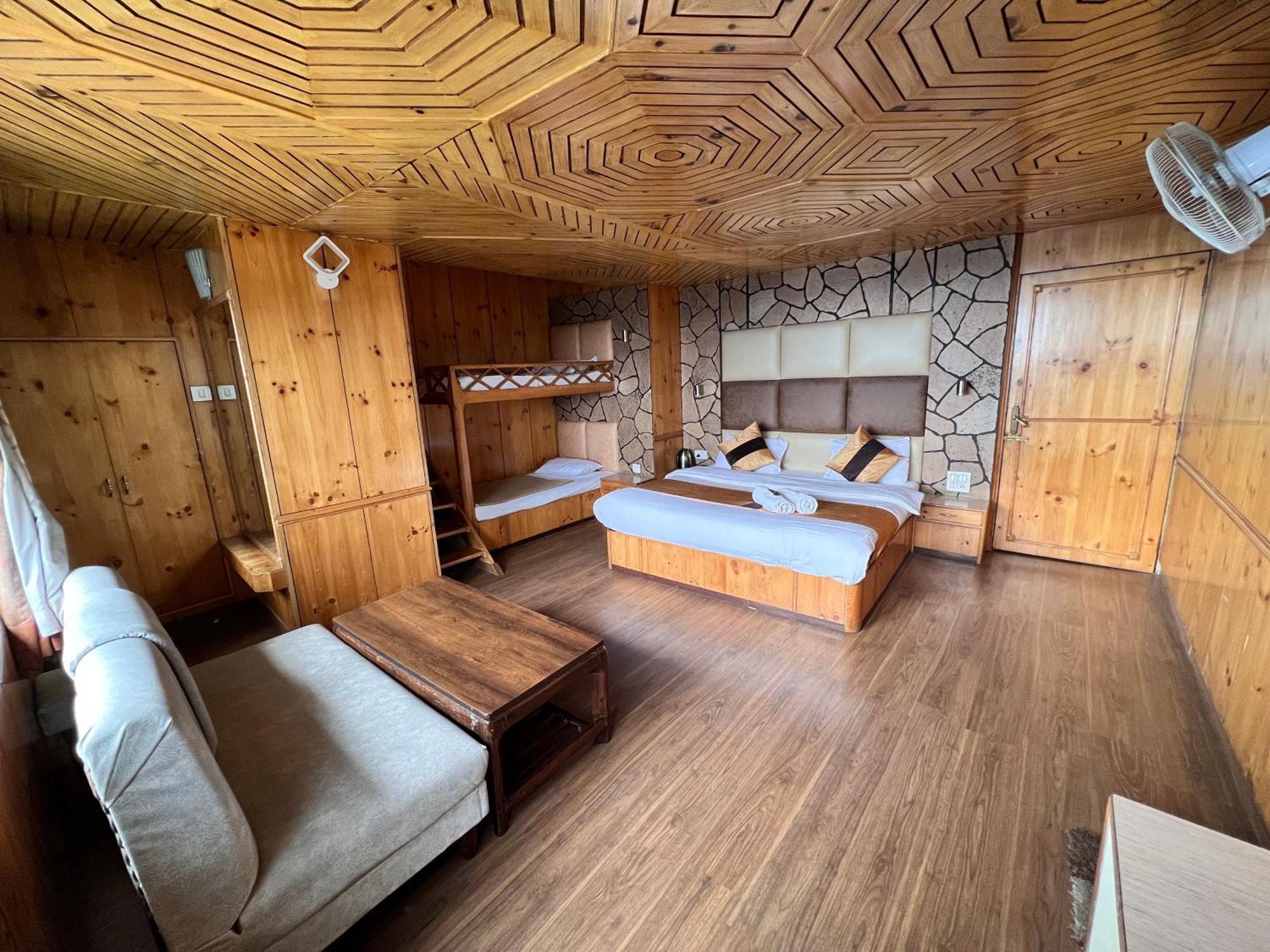 Hotel Victory Since 1979 Shimla Bagian luar foto