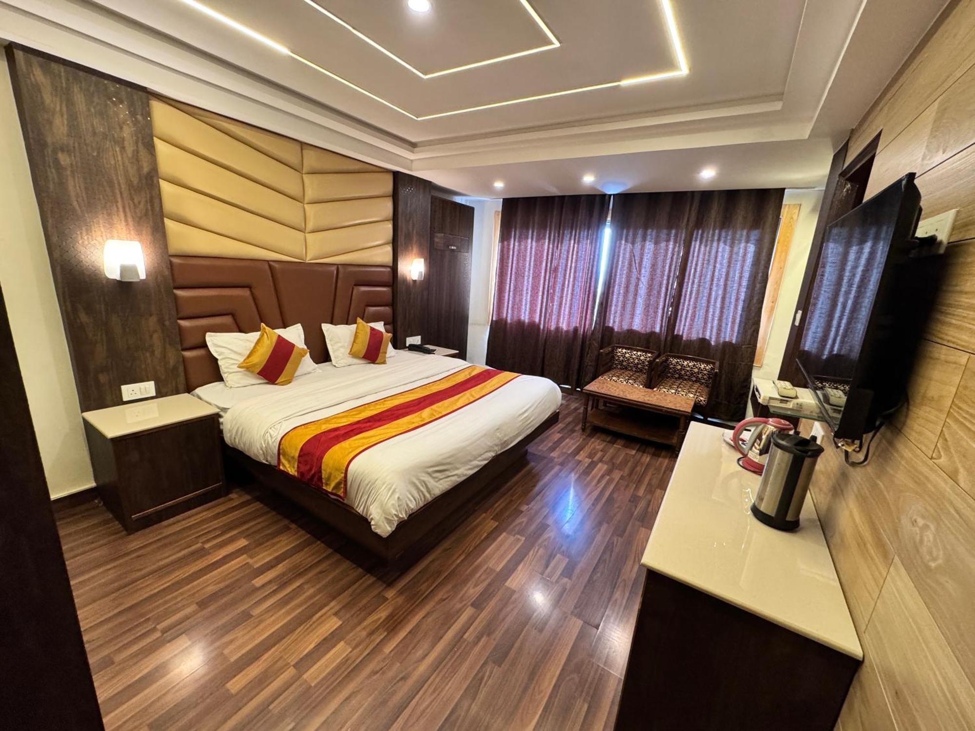 Hotel Victory Since 1979 Shimla Bagian luar foto