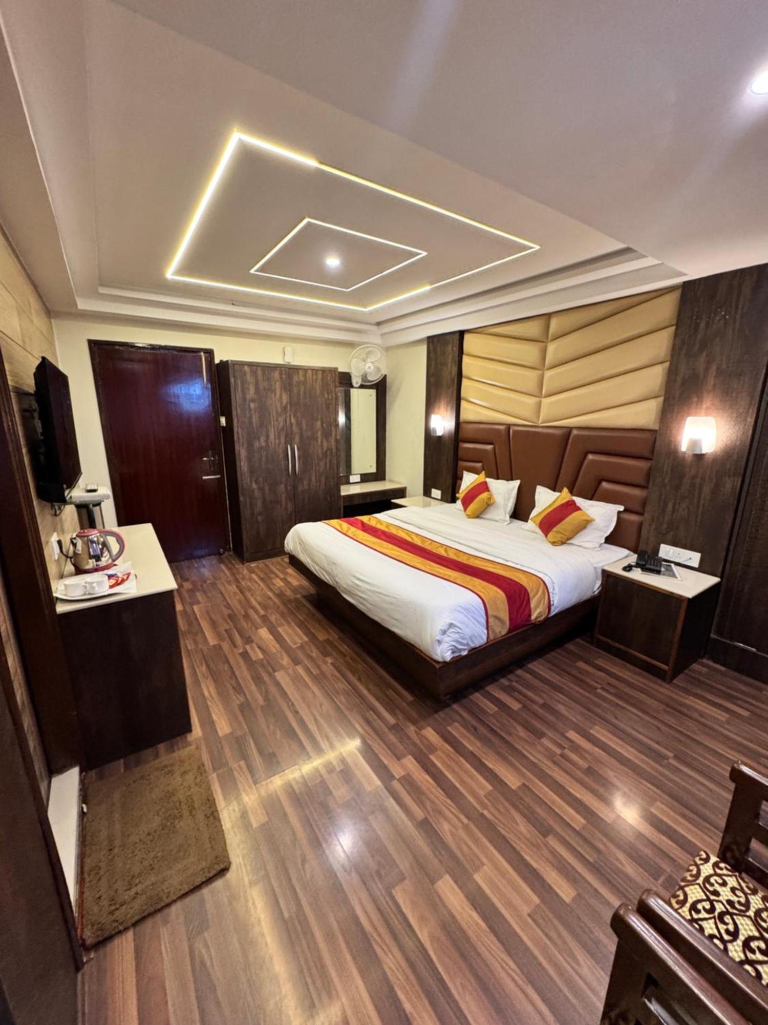 Hotel Victory Since 1979 Shimla Bagian luar foto